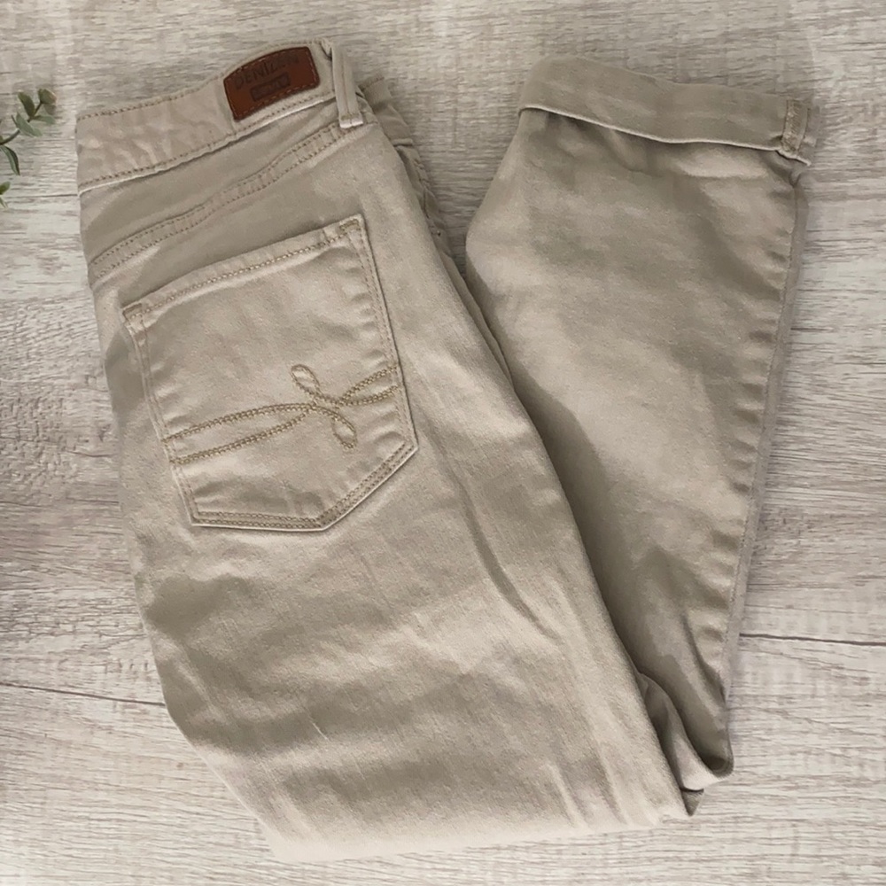 Denizen Crop Jeans